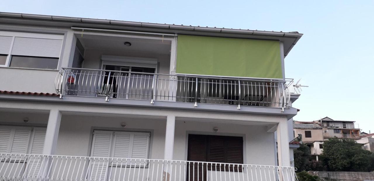 Apartments Myrjam Baška Eksteriør billede