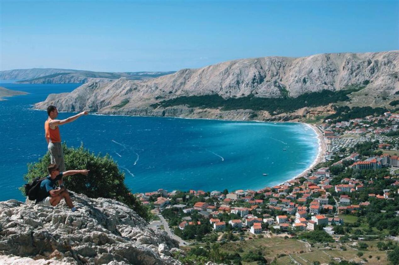 Apartments Myrjam Baška Eksteriør billede