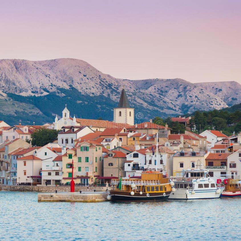 Apartments Myrjam Baška Eksteriør billede