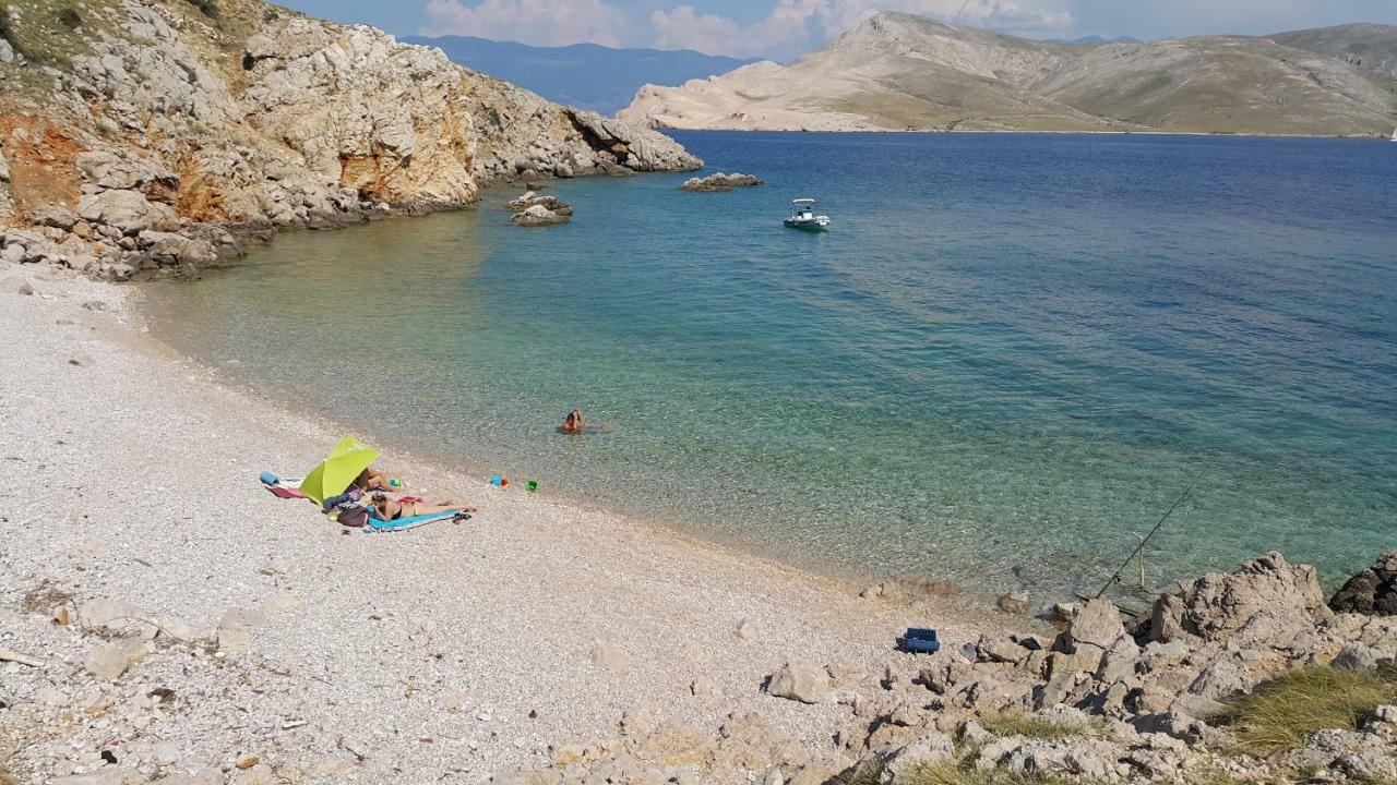 Apartments Myrjam Baška Eksteriør billede
