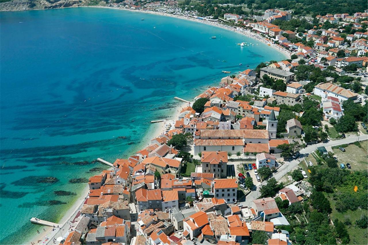 Apartments Myrjam Baška Eksteriør billede